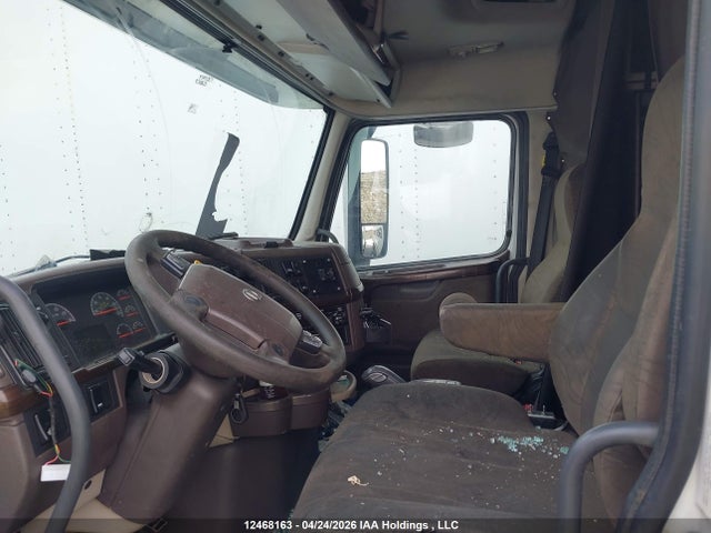 4V4NC9KK5HN993580 Volvo VNL