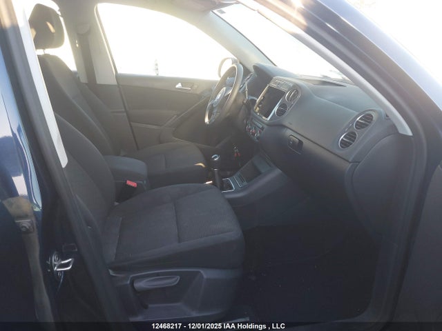 WVGKV7AX6FW519781 Volkswagen TIGUAN S