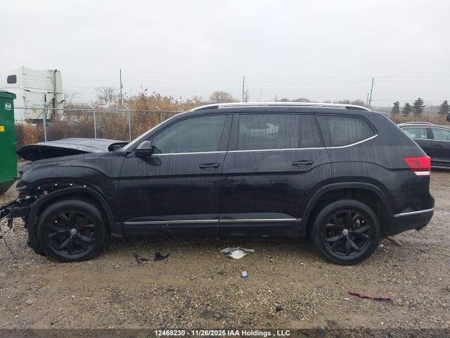 12468230 :رقم المزاد ، 1V2MR2CA0JC567959 vin ، 2018 Volkswagen Atlas Sel مزاد بيع