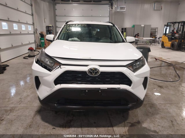 Продажа на аукционе авто 2020 Toyota Rav4 Le, vin: 2T3B1RFV0LW096418, номер лота: 12468254