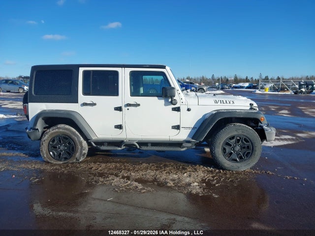 1C4BJWDG3GL200685 Jeep Wrangler Unlimited Sport
