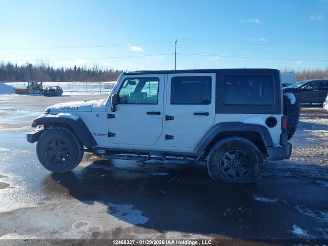 1C4BJWDG3GL200685 Jeep Wrangler Unlimited Sport