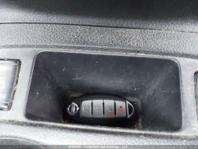 5N1AT2MV9HC860658 Nissan Rogue Sv/sl