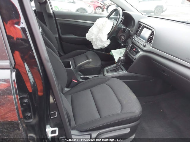 KMHD84LF6JU581558 Hyundai ELANTRA GL