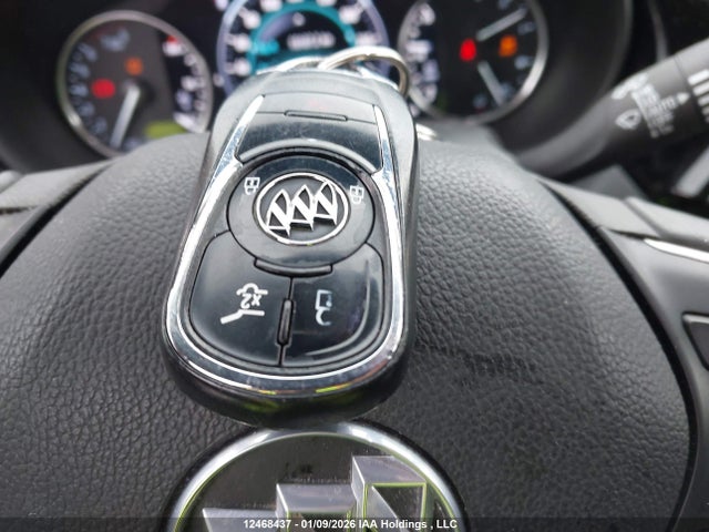 Buick Envision Premium 2017 LRBFXESX5HD193990 Image 11