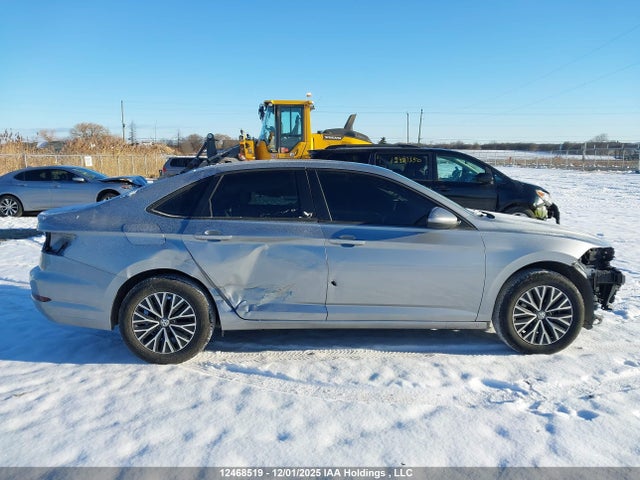 3VWE57BUXMM075417 Volkswagen Jetta Highline