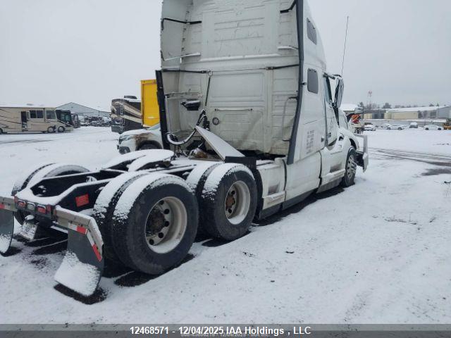 4V4NC9EH0MN281052 Volvo Volvo