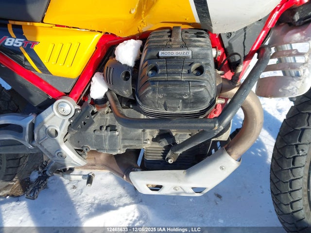 ZGUKYUA06NM000752 Moto Guzzi V85 Tt