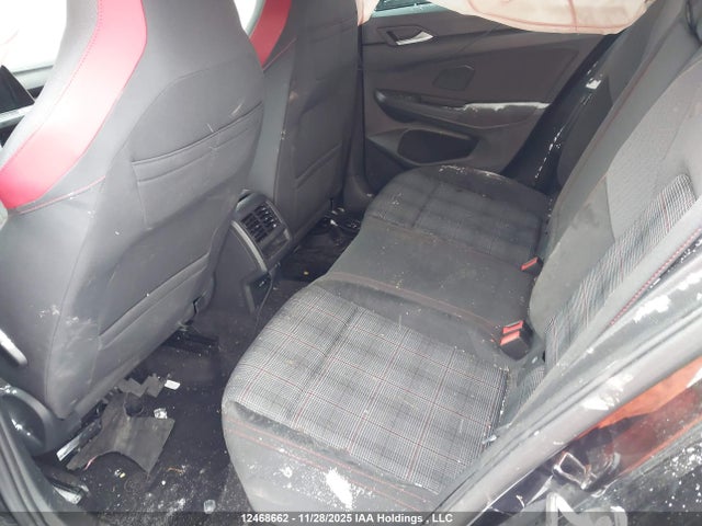 WVWR87CD4NW205185 Volkswagen GTI SE