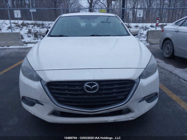 JM1BN1T78H1148136 Mazda MAZDA3