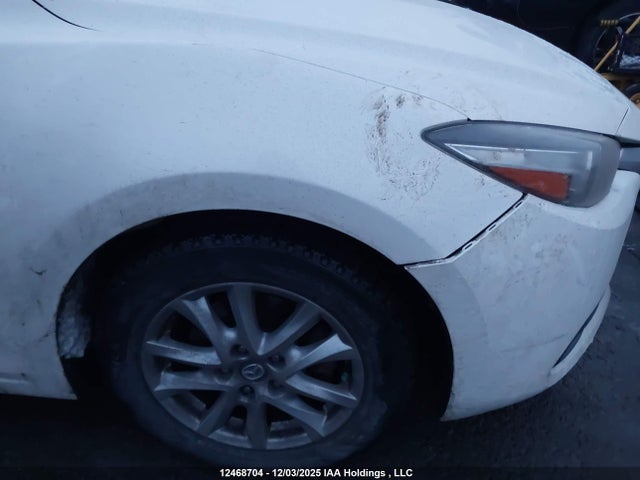JM1BN1T78H1148136 Mazda MAZDA3