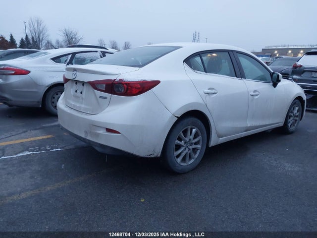 JM1BN1T78H1148136 Mazda MAZDA3
