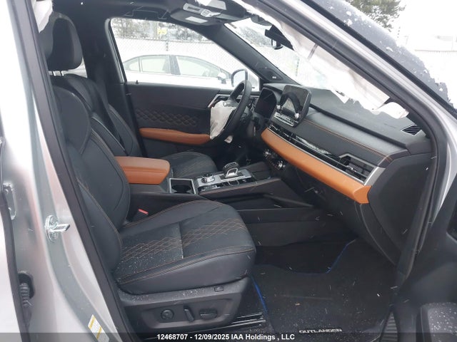 JA4T5WA99SZ609532 Mitsubishi OUTLANDER PHEV