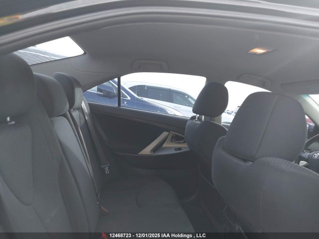 12468723 :رقم المزاد ، 4T1BF3EK6BU226358 vin ، 2011 Toyota Camry Se/le/xle مزاد بيع