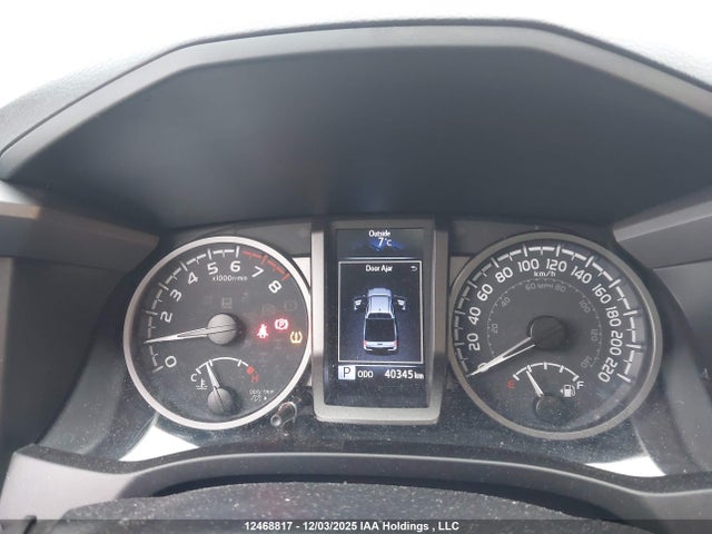 3TYCZ5AN7NT062711 Toyota Tacoma Double Cab/sr/sr5/trd Sport/trd Off Road/trd Pro