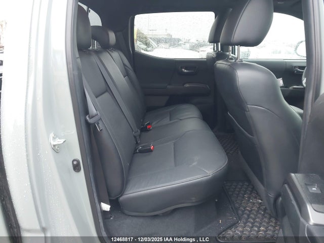 3TYCZ5AN7NT062711 Toyota Tacoma Double Cab/sr/sr5/trd Sport/trd Off Road/trd Pro