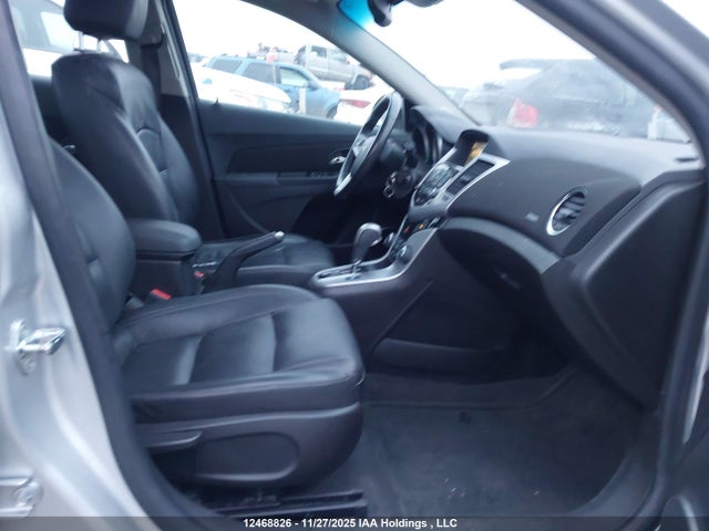 1G1PE5SB2F7258072 Chevrolet Cruze 2lt