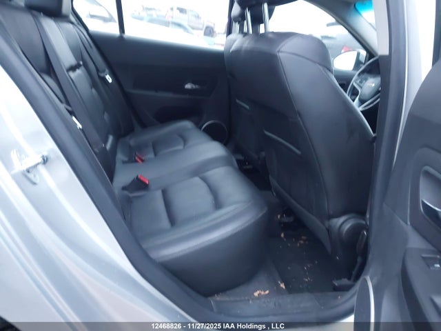 1G1PE5SB2F7258072 Chevrolet Cruze 2lt