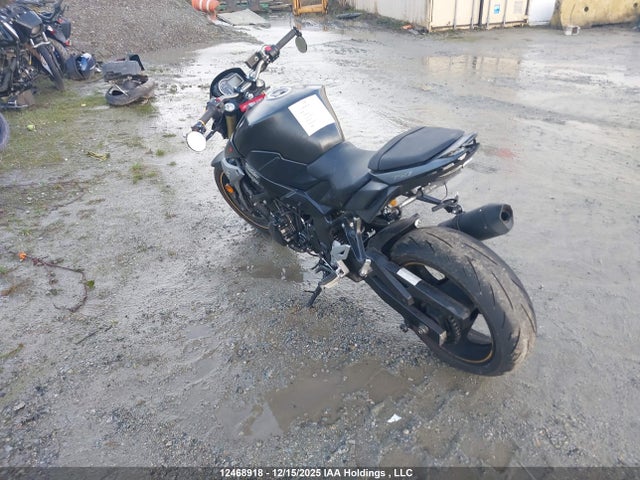 JS1GR7NA6F2101971 Suzuki GSX-S750