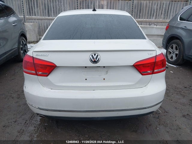 1VWBV7A33FC025040 Volkswagen Passat 2.0 Tdi Comfortline