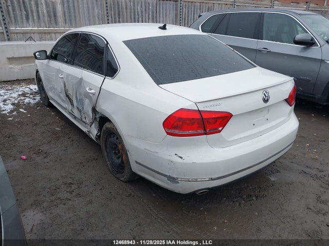 1VWBV7A33FC025040 Volkswagen Passat 2.0 Tdi Comfortline