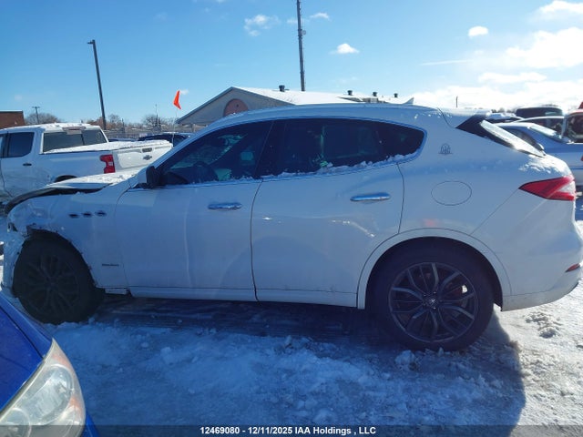 Maserati Levante Granlusso 2018 ZN661XUL2JX301381 Image 15