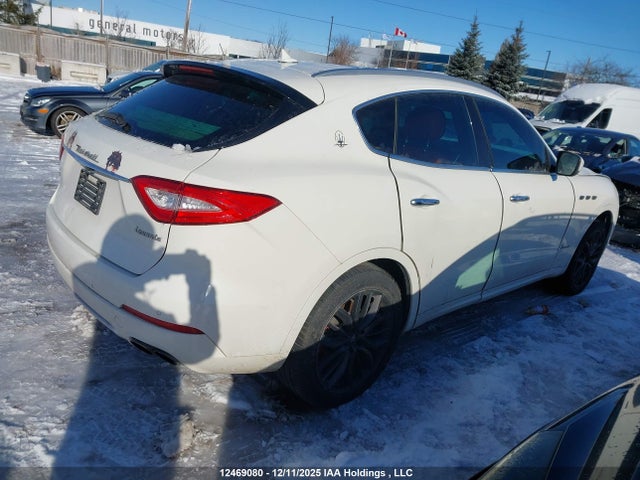 Maserati Levante Granlusso 2018 ZN661XUL2JX301381 Image 4