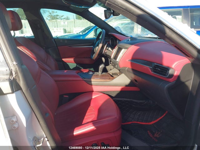 Maserati Levante Granlusso 2018 ZN661XUL2JX301381 Image 5