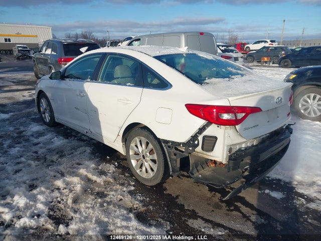 2015 Hyundai Sonata Gl მანქანა იყიდება აუქციონზე, vin: 5NPE24AF7FH076014, აუქციონის ნომერი: 12469126
