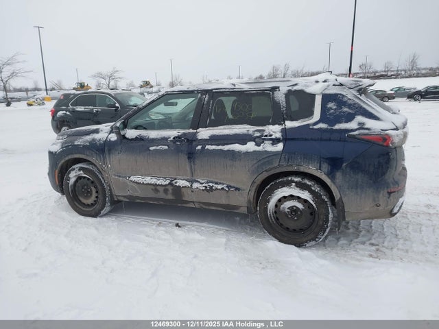 JA4J4UA87SZ622379 Mitsubishi Outlander Es