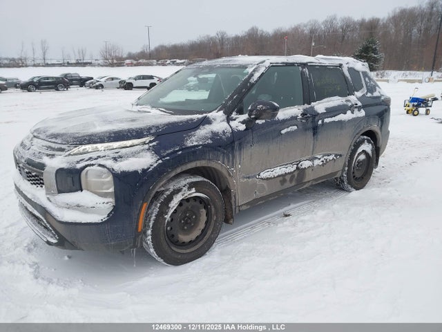 JA4J4UA87SZ622379 Mitsubishi Outlander Es