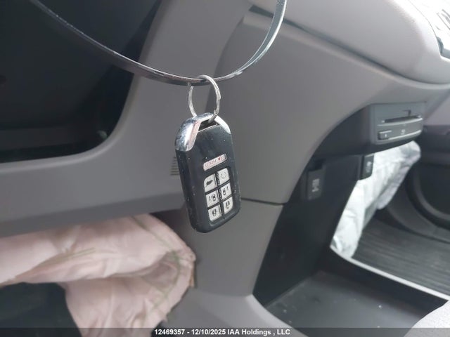 2020 Honda Odyssey Touring მანქანა იყიდება აუქციონზე, vin: 5FNRL6H85LB503914, აუქციონის ნომერი: 12469357