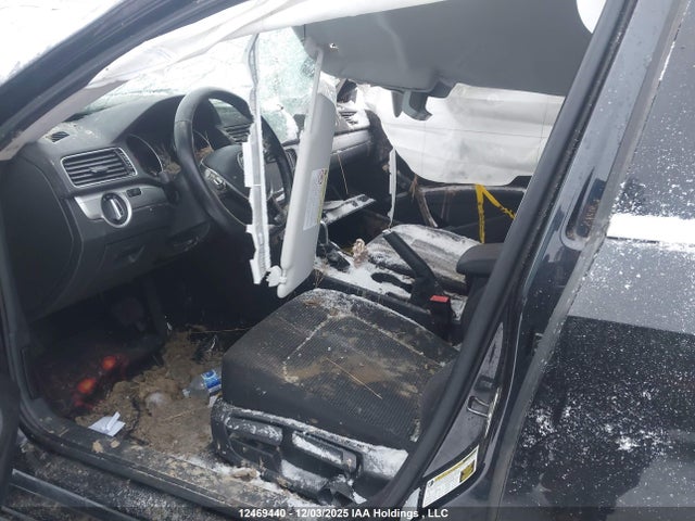 12469440 :رقم المزاد ، 1VWAT7A39HC010305 vin ، 2017 Volkswagen Passat 1.8 Tsi Trendline+ مزاد بيع