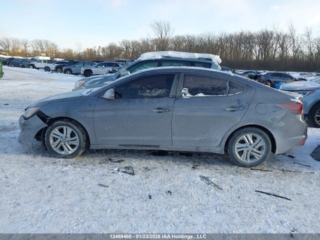 KMHD84LF4KU887563 Hyundai Elantra