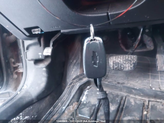 Chevrolet le2 -di: direct injection, vvt: variable valve timing, gen, alum 2018 1G1BE5SM9J7149645 Image 11