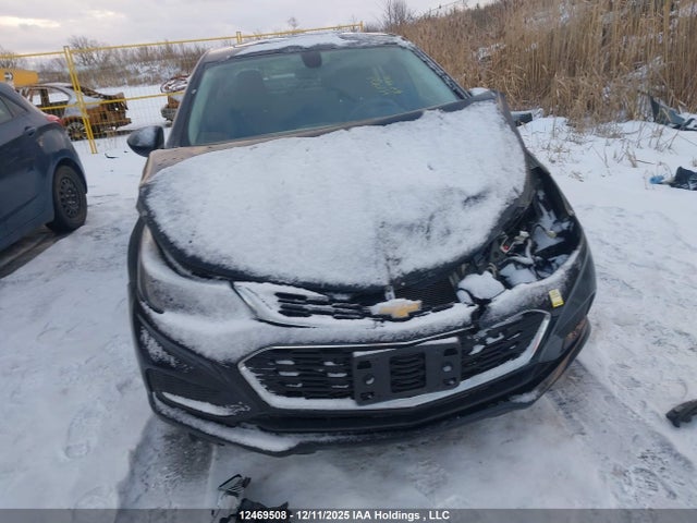 Chevrolet le2 -di: direct injection, vvt: variable valve timing, gen, alum 2018 1G1BE5SM9J7149645 Image 13
