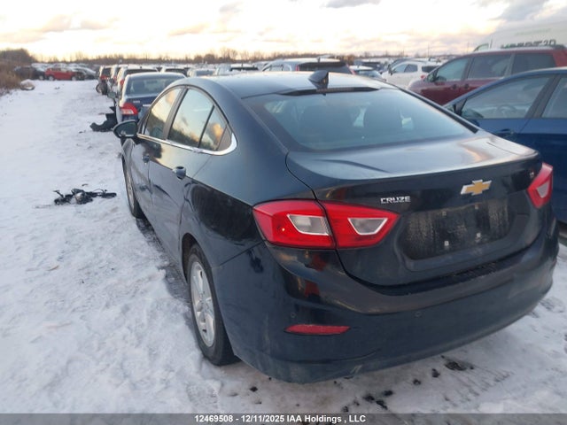 Chevrolet le2 -di: direct injection, vvt: variable valve timing, gen, alum 2018 1G1BE5SM9J7149645 Image 3