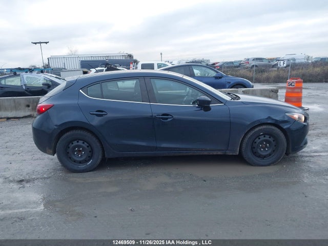 3MZBM1L79FM139932 Mazda 3 TOURING