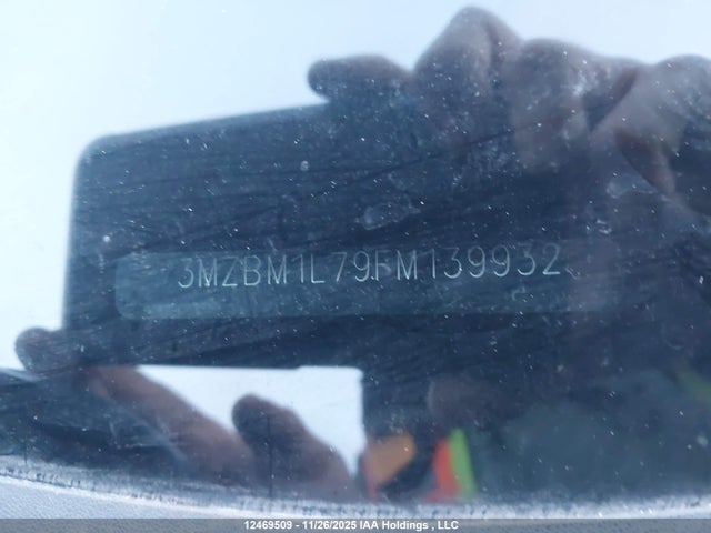 3MZBM1L79FM139932 Mazda 3 TOURING