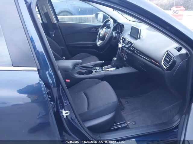 3MZBM1L79FM139932 Mazda 3 TOURING