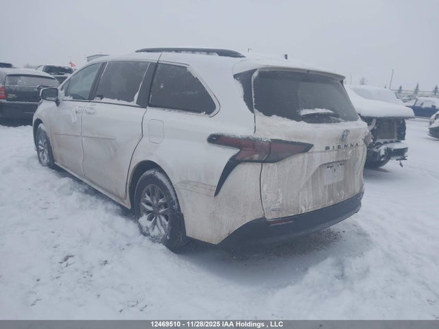 5TDGSKFC9RS145120 Toyota Sienna