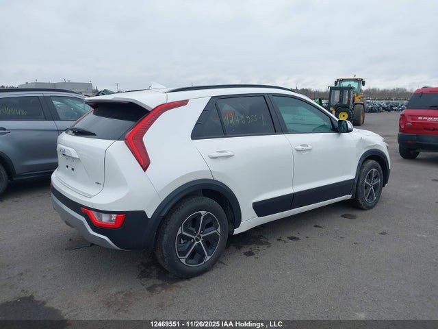 KNDCR3LE3T5316530 KIA Niro