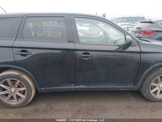 Mitsubishi Outlander Es 2015 JA4AZ2A38FZ603629 Image 12