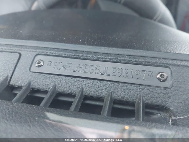 1C4BJWEG5JL893197 Jeep Wrangler Jk Unlimited Sahara