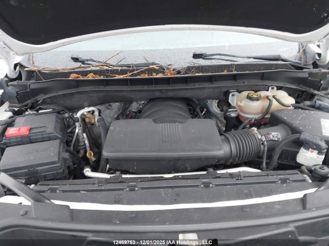 1GNSKRKD8MR283179 Chevrolet TAHOE RST