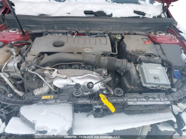 W1N4M4HB4NW251734 Mercedes-Benz Glb 250 4matic