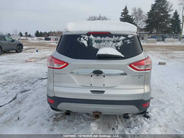 1FMCU9J9XEUA24501 Ford Escape Titanium