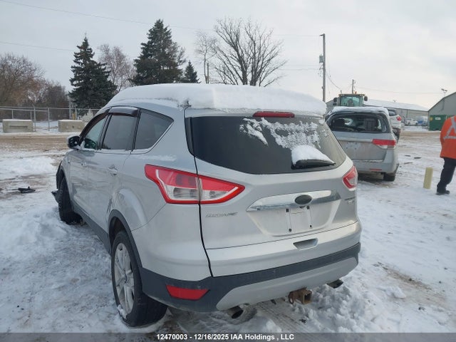 1FMCU9J9XEUA24501 Ford Escape Titanium