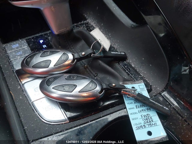 KMHLN4DG8SU987841 Hyundai Elantra Luxury
