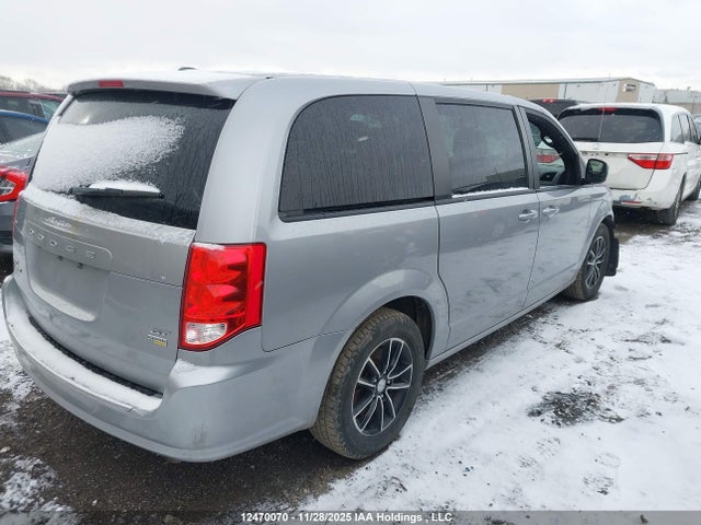 2C4RDGEG3JR319393 Dodge Grand Caravan Gt